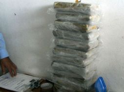 El vehículo donde fueron encontrados los paquetes de mariguana estaba abandonado, refiere las autoridades. NTX / ARCHIVO