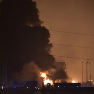 Mueren tres por explosión en planta de gas natural en EU