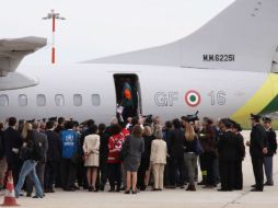 Los inmigrantes llegan a Italia cruzando el Mediterráneo en embarcaciones precarias. EFE /