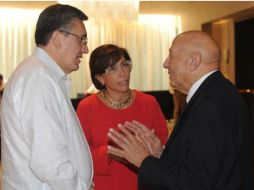 Mohamed Fayek (der.) garantiza que Egipto informará a México de las investigaciones para esclarecer los hechos de septiembre pasado. TWITTER / @CNDH