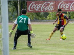 Jorge Dávalos siente que el equipo ha dejado escapar unidades por falta de contundencia. TWITTER / @LeonesNegrosCF
