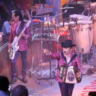 Los Tigres del Norte harán disco por la voz del pueblo