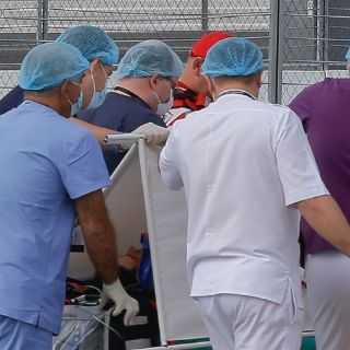 Entrenamientos libres de GP de Rusia detenidos por grave accidente de Sáinz
