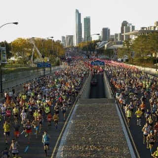 Kenia se apodera del podio en Maratón de Chicago