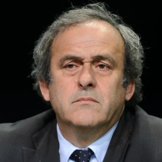 Comité de FIFA no considera necesario escuchar a Platini