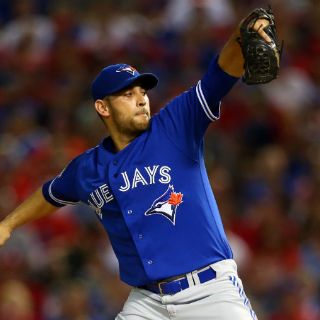 Tulowitzki y Estrada mantienen con vida a Toronto