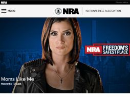 'Mamás como yo'. Imagen de uno de los videos que la Asociación Nacional del Rifle promueve en su sitio a favor del uso de las armas. ESPECIAL / nra.org