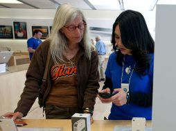 El Gobierno ha decidido no impulsar una ley a tal efecto, algo a lo que se oponían compañías como Apple, Google, Facebook y Microsoft. AFP / ARCHIVO
