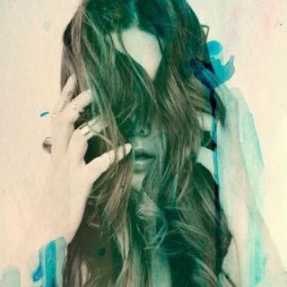 Yuridia celebra 10 años de trayectoria artística con '6'