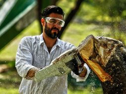 Álvaro Cuevas concentrándose en su arte. EL INFORMADOR / E. Barrera