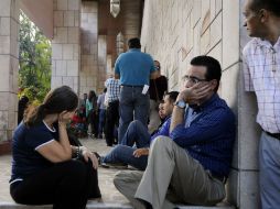 Los más de 220,0000 clientes del banco podrán retirar pronto al menos 10,000 dólares; el resto se pagará gradualmente. AP / F. Antonio