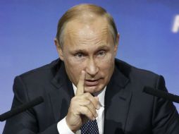 Putin critica a EU por negarse a proporcionar datos sobre objetivos que sean ''cien por ciento terroristas''. EFE / S. Karpukhin