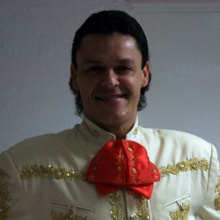 Pedro Fernández llama a impulsar la música ranchera