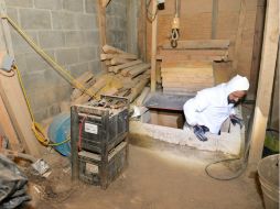 La grabación muestra que en la celda del Guzmán Loera se escuchaban ruidos de martillazos y perforadora. AP / ARCHIVO