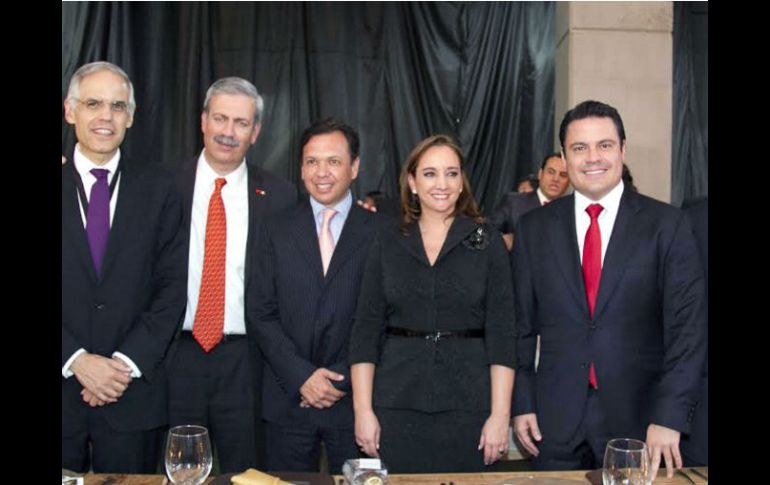 A la cumbre acudieron el Gobernador de Jalisco, Aristóteles Sandoval, y la secretaria de Relaciones Exteriores, Claudia Ruiz Massieu. NTX / ESPECIAL