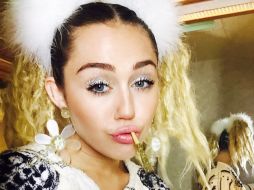 La idea de la cantante es que ella, la banda y la audiencia estén desnudos y cubiertos de leche. INSTAGRAM / @Mileycyrus