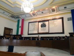 En sesión ordinaria del Ayuntamiento de Guadalajara acordaron que en un mes buscarán dictaminar y aprobar el nuevo reglamento. TWITTER / @GuadalajaraGob