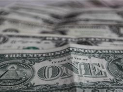 En el mercado cambiario, el peso inicia con una apreciación moderada de 0.02 por ciento, para cotizar en 16.43 pesos por dólar. EL INFORMADOR / ARCHIVO