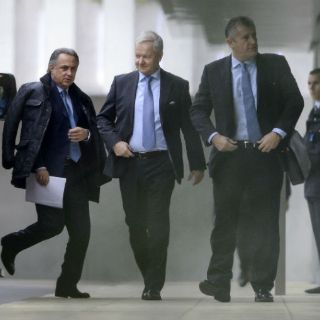 La UEFA muestra respaldo unánime a Michel Platini