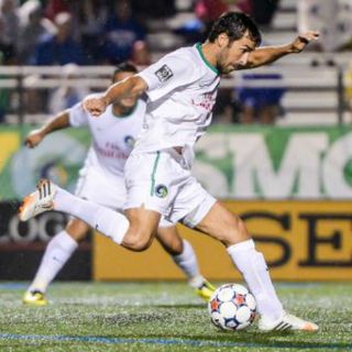 Raúl González anuncia que se retirará en noviembre