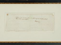 En esta carta de una página, que no tiene fecha, Mozart pide a su amigo Nikolaus Joseph que le envíe tres partituras por correo. AFP / HO