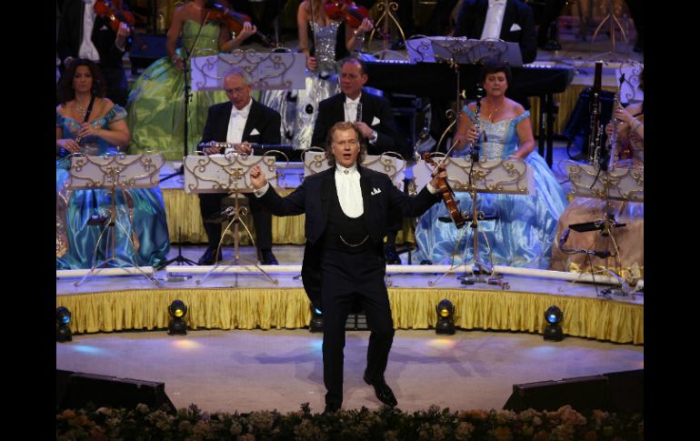 Tras una intervención musical, Rieu celebró estar en la capital de la República Mexicana. NTX / ARCHIVO