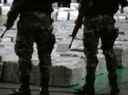 Además, dentro de la indagatoria la DEA decomisa más de 10 toneladas de drogas y precursores. AP / ARCHIVO