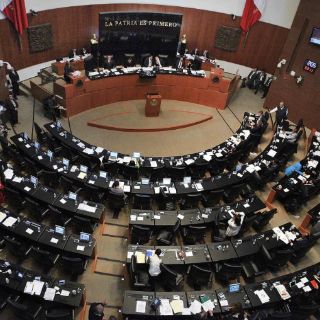 Senado avala reforma contra publicidad engañosa