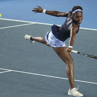 Venus Williams entra a semifinales en Hong Kong