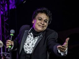 El ''Divo de Juárez'' se presenta esta noche en Miami como parte de su gira por Estados Unidos. EL INFORMADOR / ARCHIVO