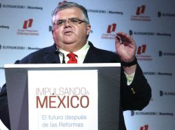 Para Carstens, los retos globales son el bajo crecimiento, caída en precios de materias primas y la volatilidad. SUN / A. Hernández