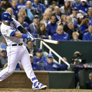 Vólquez pone en ventaja a los Reales