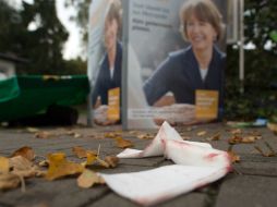 Henriette Reker es apuñalada en el cuello por un hombre desempleado, detenido después de los hechos. EFE / F. Gambarini