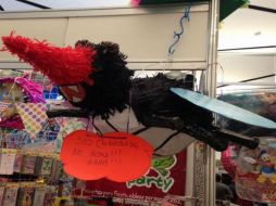 El propietario de  'Pitichos Party' asegura que es una manera de tomar con buen humor la enfermedad. FACEBOOK / Pitichos Party