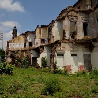 En el abandono, decenas de fincas con valor histórico