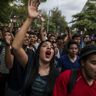 Vecinos en Naucalpan viven 'noche de pesadilla'