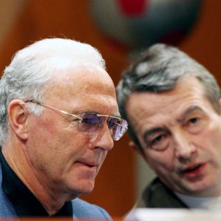 Beckenbauer rechaza acusaciones de sobornos