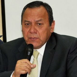 Zambrano llama a priorizar gasto en educación, salud y campo