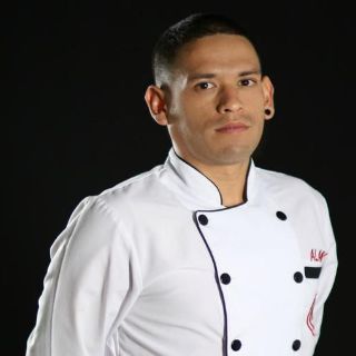 Alan es el ganador de MasterChef México