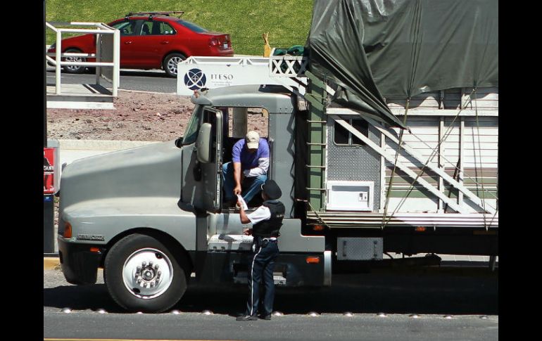 La Semov quiere la confianza de la ciudadanía, para evitar que recurra a intermediarios para resolver trámites o conflictos. EL INFORMADOR / ARCHIVO