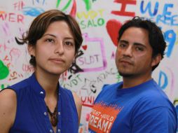 Carolina Ramírez y Óscar Hernández, activistas de United We Dream. EFE / A. Pérez