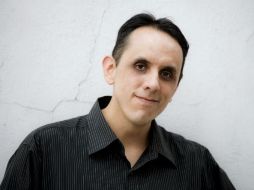Alberto Chimal continúa firme en su propuesta por defender y promover la literatura fantástica. EFE / CORTESÍA PÁGINAS DE ESPUMA