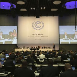 Duplicar energía nuclear ayudaría a frenar el cambio climático: ONU