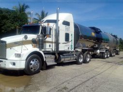 La Policía detien al hombre en la carretera Maravatío-Zapotlanejo, en un vehículo tipo tractocamión con 45 mil litros de hidrocarburo. NTX / ARCHIVO