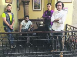 Daniel Aceves, Pit Moreno, Pizarro Luna y Archie Romo, posando en La Fuente. EL INFORMADOR / A. Rodríguez