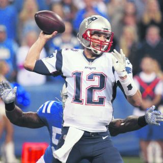 Tom Brady se mantiene en la cima