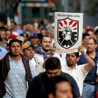 Mota-Engil contratará a electricistas del SME sin liquidar