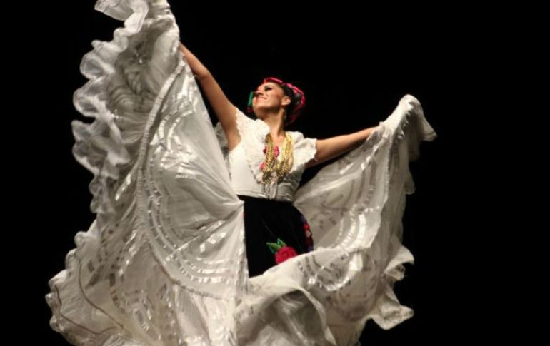 El Ballet está integrado por alrededor de 600 personas. TWITTER / @BalletAmalia