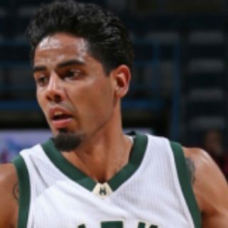Los Bucks dan de baja a Jorge Gutiérrez