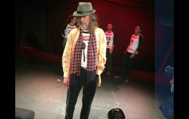 La obra de Retes desarrolla la historia de cuatro jóvenes personajes unidos por la adicción de distintas sustancias. E. Esparza  /